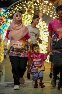 BIB: 19063, 16385
                            <button type="button" onclick="openModal(24742322)" class="btn btn-primary btn-sm float-right btn-popup" data-toggle="modal" data-target=".modal-high-quality">
                        <i class="fas fa-shopping-cart"></i> Add to Cart
                    </button>
                                            <button type="button" onclick="isThisMe(24742322, true)" class="btn btn-success btn-sm float-right btn-popup btn-isme hidden" data-toggle="tooltip" data-placement="bottom" title="นี่คือรูปของคุณใช่ไหม คลิกที่นี่เพื่อเอาเข้าอัลบั้ม">
                        <i class="fas fa-plus"></i> Add to album
                    </button>
                    <button type="button" onclick="isThisMe(24742322, false)" class="btn btn-warning btn-sm float-right btn-popup btn-isnotme hidden">
                        <i class="fas fa-ban"></i> Remove from album
                    </button>